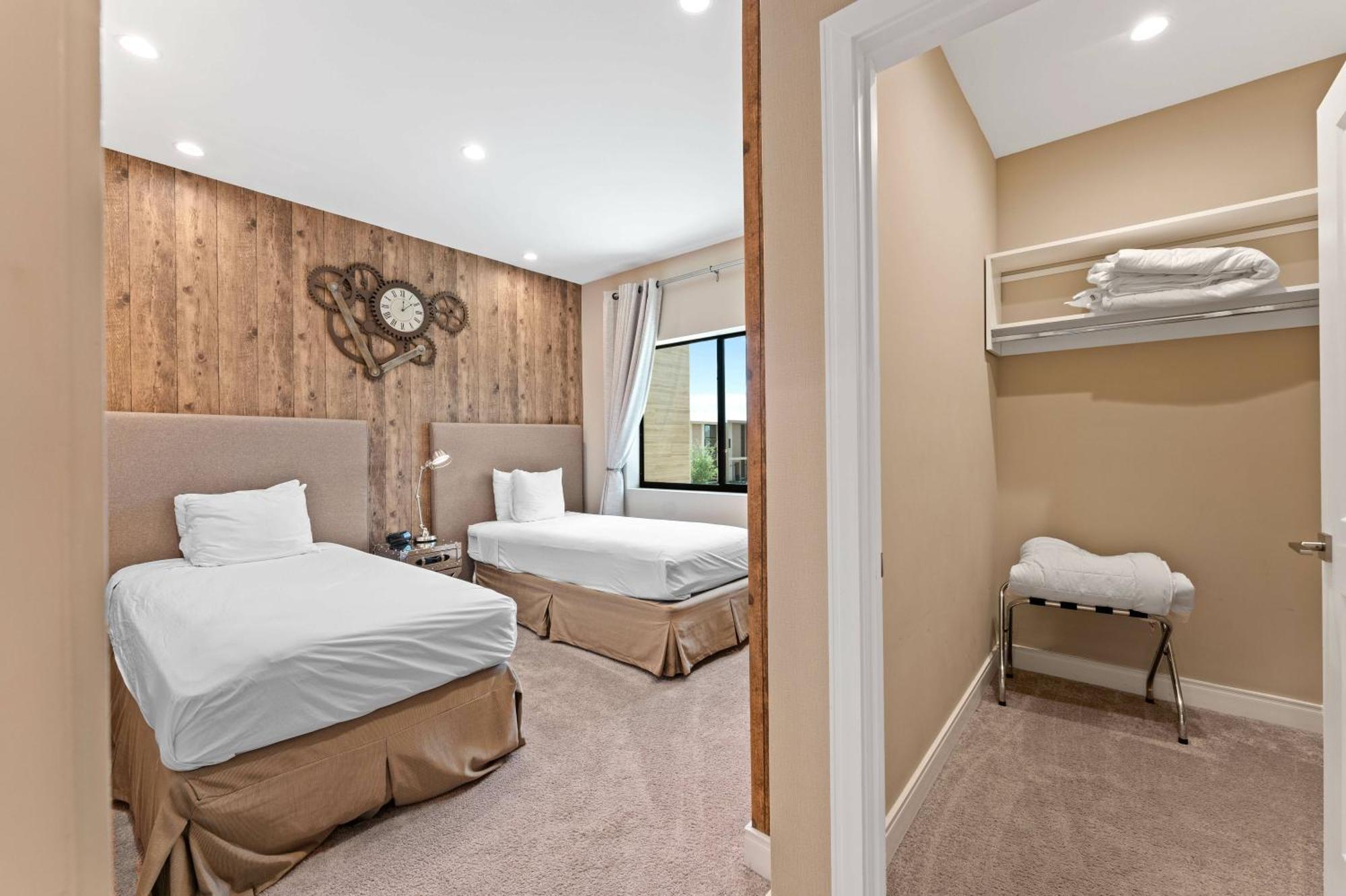 7564 Magic Village 3 Suites Jacuzzi Bbq 8 Min Disney Orlando Buitenkant foto