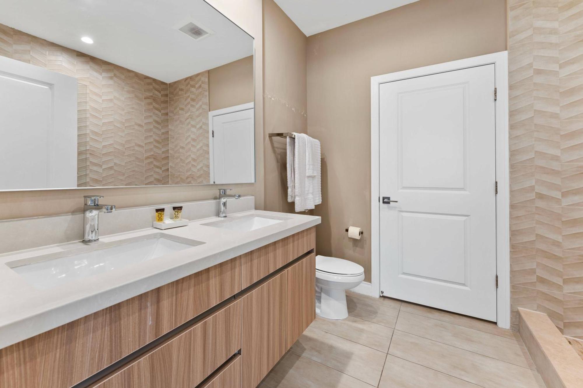7564 Magic Village 3 Suites Jacuzzi Bbq 8 Min Disney Orlando Buitenkant foto
